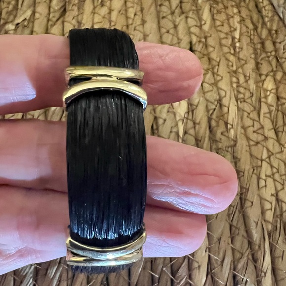 Chic Black and Gold color synthetic elephant hair cuff - Picture 9 of 10